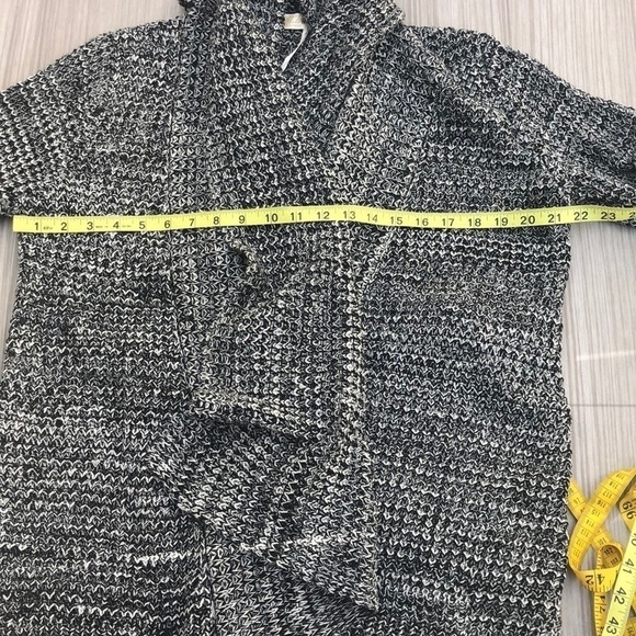 Duster cardigan Sweater Size Medium New - Picture 10 of 10